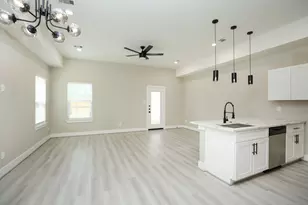 3126 Erica Ln, Houston, TX 77051 - Photo 4