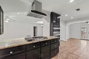 1132 18th Ave N, Texas City, TX 77590 - Photo 12