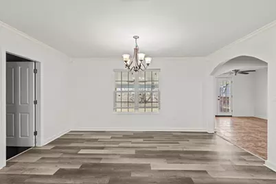 1132 18th Avenue N, Texas City, TX 77590 - Photo 4