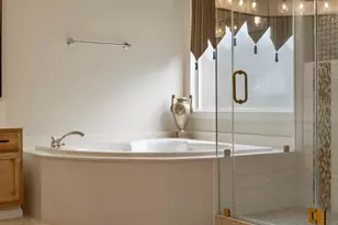 3322 Country Club Blvd, Stafford, TX 77477 - Photo 26