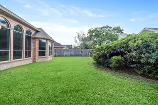 3322 Country Club Blvd, Stafford, TX 77477 - Photo 42