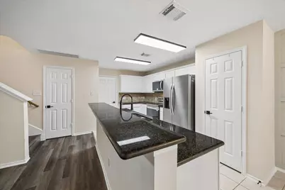 7 Wineberry Place, The Woodlands, TX 77382 - Photo 8