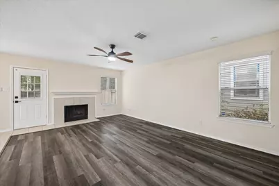 7 Wineberry Place, The Woodlands, TX 77382 - Photo 6