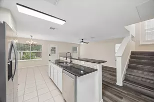 7 Wineberry Pl, The Woodlands, TX 77382 - Photo 10