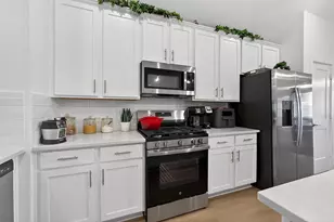 228 River Grv Ct, Willis, TX 77378 - Photo 8