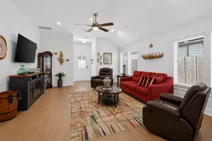 228 River Grv Ct, Willis, TX 77378 - Photo 4