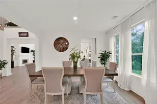 13246 Westmont Heights Ln, Houston, TX 77044 - Photo 10