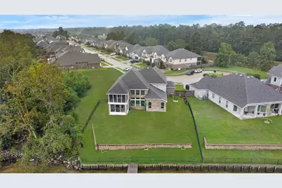 13246 Westmont Heights Lane, Houston, TX 77044 - Photo 32