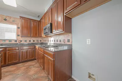 9407 Demsey Mill Drive, Sugar Land, TX 77498 - Photo 14