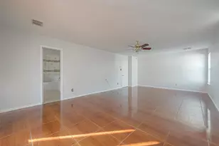 9407 Demsey Mill Dr, Sugar Land, TX 77498 - Photo 38