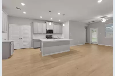 18757 Timber Glen Drive, Conroe, TX 77316 - Photo 8