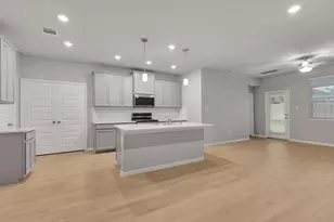 18757 Timber Gln Dr, Conroe, TX 77316 - Photo 8