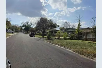 809 S 36th Street, Temple, TX 76501 - Photo 4