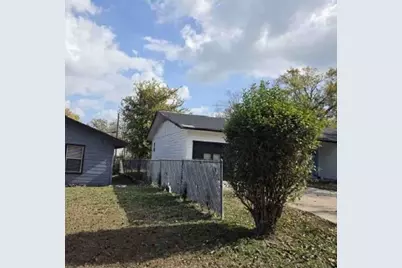 809 S 36th Street, Temple, TX 76501 - Photo 2