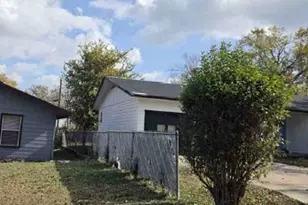 809 S 36th St, Temple, TX 76501 - Photo 2