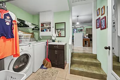 536 Montgomery Street, Clute, TX 77531 - Photo 20