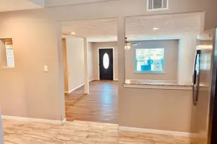 1602 Henninger St, Houston, TX 77023 - Photo 4