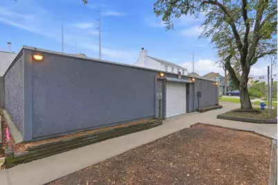 1941 Lexington Street #6, Houston, TX 77098 - Photo 2