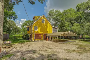 1723 Co Rd 1333, Liberty, TX 77575 - Photo 2