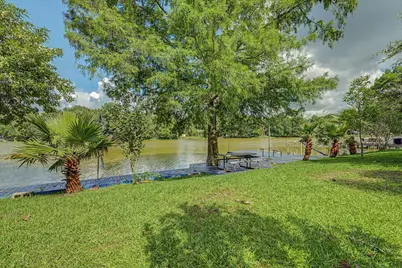 1723 County Road 1333, Liberty, TX 77575 - Photo 28