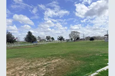 13700 Burnett Road, Beasley, TX 77417 - Photo 38