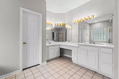 170 Linton Downs Place, The Woodlands, TX 77382 - Photo 20
