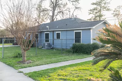 7902 Laura Koppe Road, Houston, TX 77028 - Photo 4