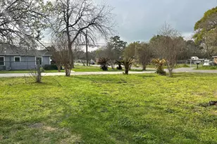 7902 Laura Koppe Rd, Houston, TX 77028 - Photo 2