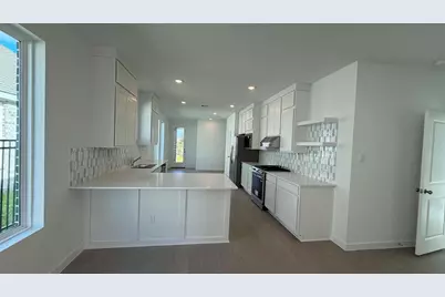27451 Sunterra Village Dr, Katy, TX 77493 - Photo 6
