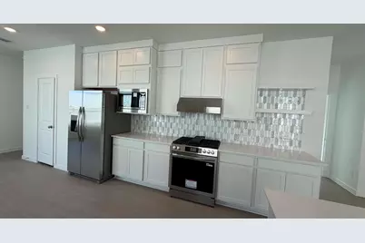 27451 Sunterra Village Dr, Katy, TX 77493 - Photo 8