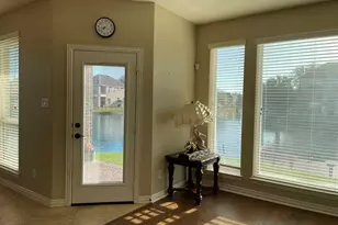 14303 Tasmania Ct, Sugar Land, TX 77498 - Photo 4