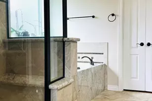 14303 Tasmania Ct, Sugar Land, TX 77498 - Photo 22