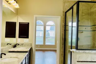 14303 Tasmania Ct, Sugar Land, TX 77498 - Photo 8