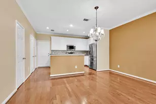 727 W Heights Hollow Ln, Houston, TX 77007 - Photo 6