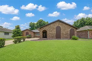 10526 Sageberry Dr, Houston, TX 77089 - Photo 2