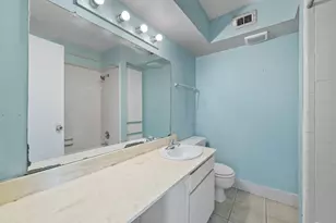 4649 Wild Indigo St, Houston, TX 77027 - Photo 10