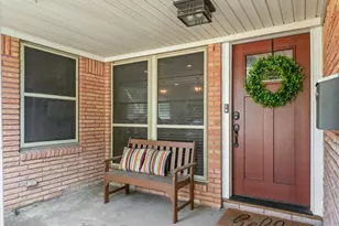 1919 Ansbury Dr, Houston, TX 77018 - Photo 2