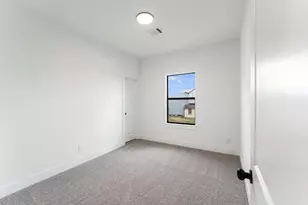 205 S 2nd St, Beasley, TX 77417 - Photo 14