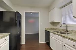 11119 Daybreak Ln, Cypress, TX 77429 - Photo 6