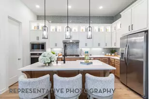 2810 Pathway Crst Ln, Webster, TX 77598 - Photo 4