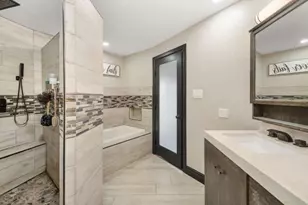 6714 Spray Ln, Rosharon, TX 77583 - Photo 18