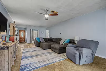157 Houston Street, Angleton, TX 77515 - Photo 8
