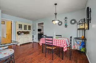 157 Houston St, Angleton, TX 77515 - Photo 18