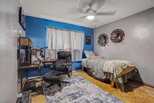 157 Houston St, Angleton, TX 77515 - Photo 32