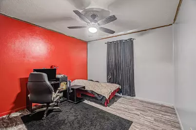 157 Houston Street, Angleton, TX 77515 - Photo 28