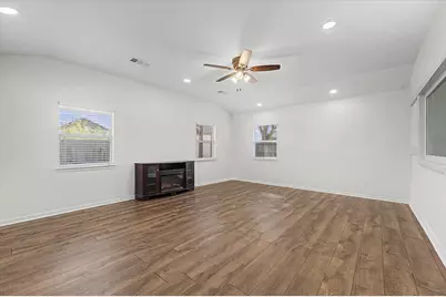 3812 Hardin Road, Baytown, TX 77521 - Photo 8