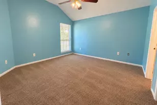 3804 Briar Hollow Dr, Dickinson, TX 77539 - Photo 12