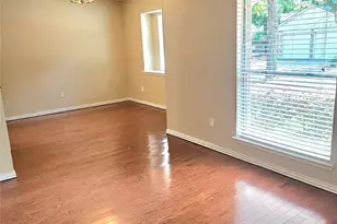 22 W Broken Oak Ct, The Woodlands, TX 77381 - Photo 4