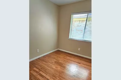 22 W Broken Oak Court, The Woodlands, TX 77381 - Photo 18