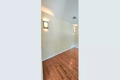 22 W Broken Oak Court, The Woodlands, TX 77381 - Photo 6